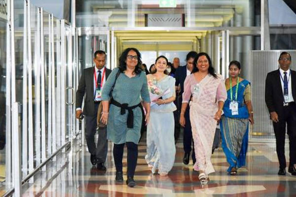 நாளை இந்தியா செல்லும் பிரதமர் ஹரிணி | Prime Minister Harini To Visit India Tomorrow