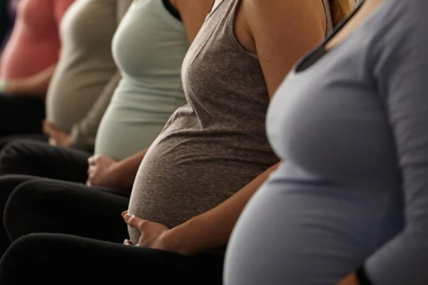பாடசாலை மாணவிகள் தொடர்பில் வெளியான அதிர்ச்சி தகவல் | Teenage Pregnancy Rate In Sri Lanka Increase