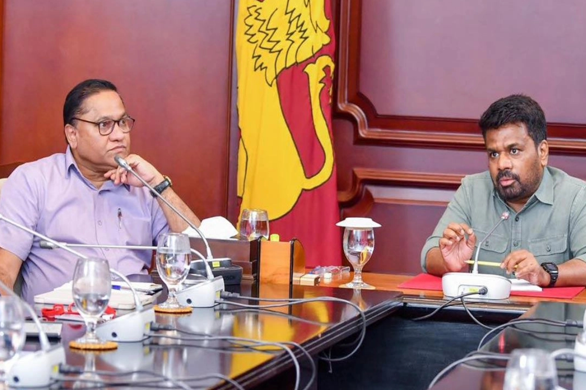 எரிபொருள் நெருக்கடி : பாடசாலைகளை மூடுவது தொடர்பில் கல்வி அமைச்சின் முடிவு | Fuel Problem In Sri Lanka Schools Closed Decision எரிபொருள் நெருக்கடி : பாடசாலைகளை மூடுவது தொடர்பில் கல்வி அமைச்சின் முடிவு | Fuel Problem In Sri Lanka Schools Closed Decision