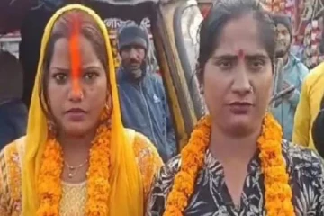 கணவர்களை விட்டுவிட்டு திருமணம் செய்து கொண்ட 2 மனைவிகள் - வாயடைத்துப் போன உறவினர்கள்!