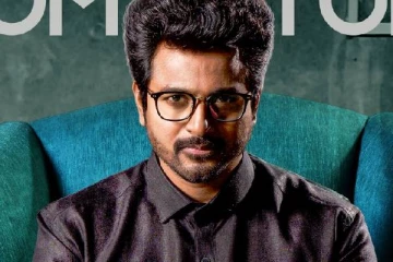 புதிய லுக்கில் நடிகர் சிவகார்த்திகேயன், ரசிகர்களுடன் டாக்டர் படத்தை பார்த்தபோது கசிந்த போட்டோஸ்..