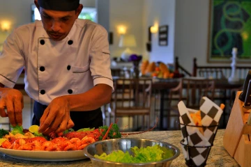 பெரும் நெருக்கடியில் இலங்கை   உணவகங்கள்! மூடப்படும் நிலை ஏற்படுமா?
