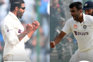 சிவனும் சக்தியும் சேர்ந்தா மாஸ் டா : ஜடேஜா, அஸ்வின் சுழலில் ஆல் அவுட்டான ஆஸ்திரேலியா