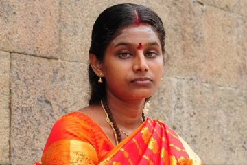 யார் இந்த சுஹாஞ்சனா? தமிழ்நாட்டின் முதல் பெண் ஓதுவார்- குவியும் பாராட்டுகள்