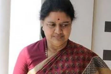 சசிகலா அரசியலில் களம் காண இருக்கும் 4 வாய்ப்புகள ...என்னென்ன தெரியுமா?