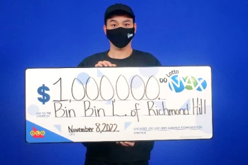 கனடாவில் கோடிக்கணக்கான பணத்தை குப்பை தொட்டிக்கு அனுப்பிய 2 குழந்தைகளின் தந்தை! புகைப்படம்