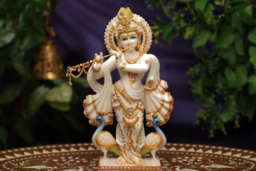 கட்டுக்கடங்காத செல்வ வளங்களை தரும் சக்திவாய்ந்த 5 கிருஷ்ண மந்திரங்கள்