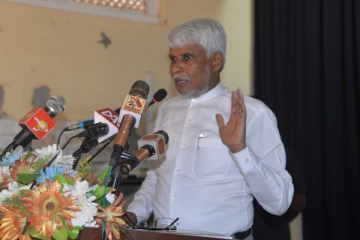ஒரு இனத்துக்கு கிடைக்க வேண்டிய உரிமையை கேட்பது இனவாதம் அல்ல: ஹாபீஸ் நஷீர் அஹமட்(Photos)