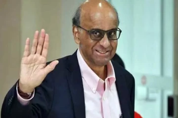 சிங்கப்பூர் ஜனாதிபதியாக இன்றையதினம் பதவியேற்ற யாழ்ப்பாண தமிழர்!