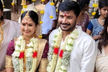 சித்தா இயக்குநர் அருண் குமாருக்கு திருமணம் முடிந்தது.. நேரில் சென்று வாழ்த்திய பிரலங்கள்