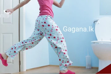 කාන්තා වැසිකිළියට ගිය උපාධිධාරී තරුණයෙක් හොර රහසේ කළ වැඩේ මාට්ටු වෙයි..