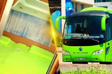 இலங்கையில் சுற்றுலா பயணிகளின் கவனத்தை ஈர்த்த பேருந்து-செய்திகளின் தொகுப்பு