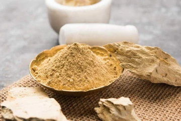 பளிச்சென்ற முக அழகுக்கு முல்தானி மெட்டி!