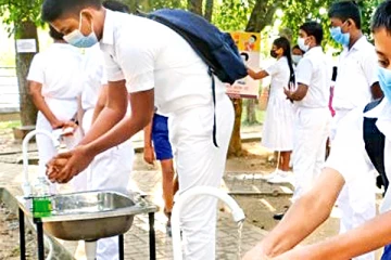 කොළඹ නගර සීමාවේ සියලුම පාසල් වසා දැමේ - සෙසු ප්රදේශවල පාසල් සම්බන්ධයෙනුත් විශේෂ තීරණයක්..!