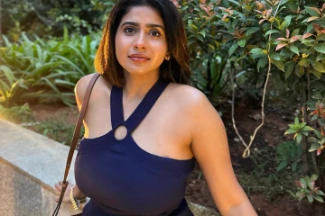 மகாநதி சீரியல் புகழ் நடிகை பிரதிபா ஹாட் போட்டோஷூட்