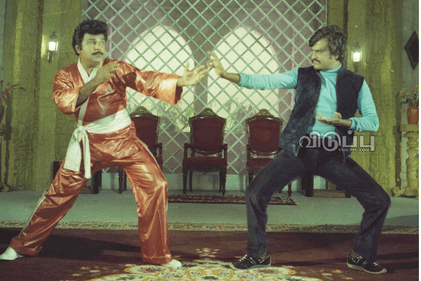 ரஜினி, கமல் வளர காரணமாக இருந்த பிரபலம்!! 92 வயதாகியும் கண்டுகொள்ளாமல் உயிருக்கு போராடும் நிலை | Rajini Kamal Is Not Seen Even When He Is Fighting ரஜினி, கமல் வளர காரணமாக இருந்த பிரபலம்!! 92 வயதாகியும் கண்டுகொள்ளாமல் உயிருக்கு போராடும் நிலை | Rajini Kamal Is Not Seen Even When He Is Fighting