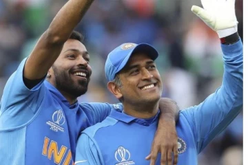 நான் தரையில் படுத்து கொள்கிறேன்! கவலை படாதீங்க... தவித்த இந்திய இளம் வீரருக்காக டோனி அன்புடன் செய்த உதவி