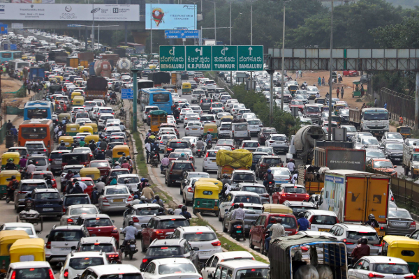 உலகில் போக்குவரத்து நெரிசலான நகரங்கள்; சென்னையின் இடம் என்ன? எவ்வளவு நேரம் வீண்? | World Most Congested Cities Chennai At 32Th Place