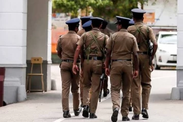 பொலிஸ் அதிகாரிகள் 19 பேருக்கு கொரோனா! கண்டியில் அபாய நிலை