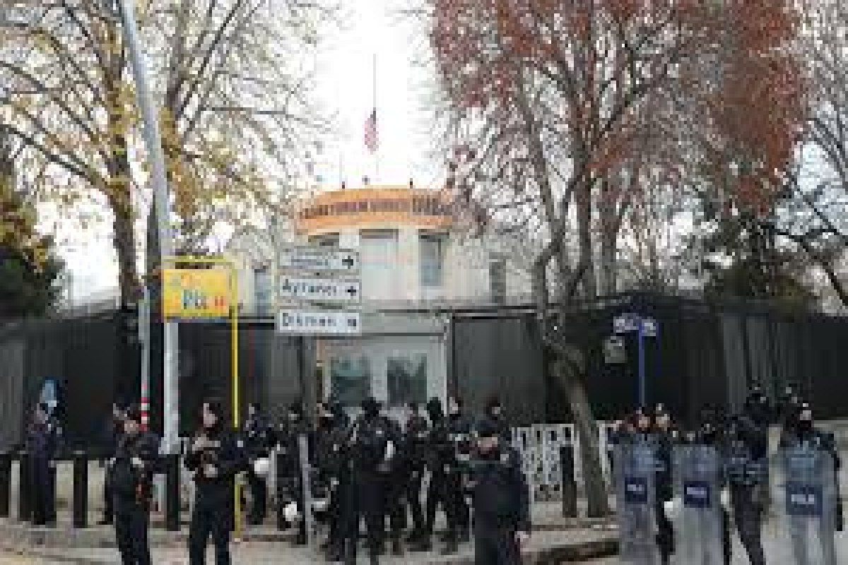 மீண்டும் துருக்கியை அதிரவைத்த ஈரானின் ஏவுகணைகள் : அவசரமாக மூடப்பட்ட அமெரிக்க தூதரகம் | Nato Shot Down Second Incoming Iranian Missile