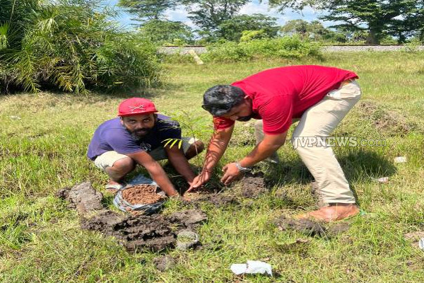 வவுனியாவில் உயிரிழந்த நண்பனுக்காக நண்பர்கள் மேற்கொண்ட நெகிழ்ச்சிச் செயல்! | Friend Died In An Accident In Vavuniya Friends Act
