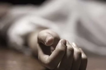 தீக்குளித்த கணவரை காப்பாற்ற முயன்ற மனைவியும் பலி! சோக சம்பவம்