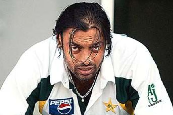 பாகிஸ்தானின் தோல்வியை பார்க்க முடியாமல் மைதானத்தை விட்டு ஓடிய அமைச்சர் | Pcb Chief Mohsin Naqvi Leaves Stadium Before Loss