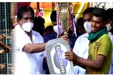 அவனியாபுரம் ஜல்லிக்கட்டு போட்டி நிறைவு : முதல் பரிசை தட்டிச் சென்றார் கார்த்திக்