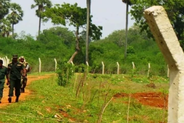 வெளிநாடுகளுக்கு காணிகள் வழங்கப்படுகிறதா..! வடக்கு ஆளுநர் வெளியிட்டுள்ள தகவல்