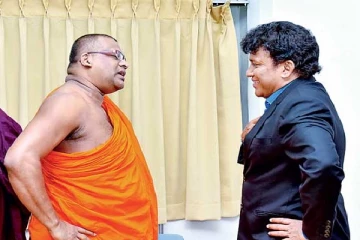பெளத்த தேரர்களை நோக்கியும் சட்டம் இனி பாய வேண்டும்; குமுறும் மனோகணேசன்