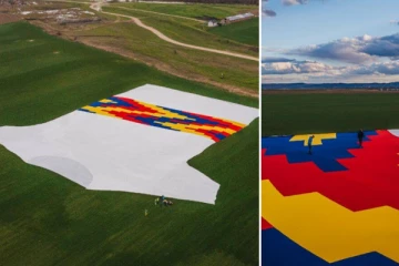 கின்னஸ் சாதனையில் இடம்பெற்ற உலகின் மிகப்பெரிய டீ சர்ட்!