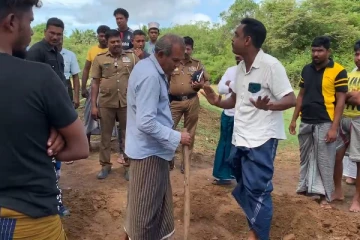 புல்மோட்டையில் பொலிஸார் உதவியுடன் பிக்கு அடாவடி; ஜனாசாவுடன் தவித்த மக்கள்
