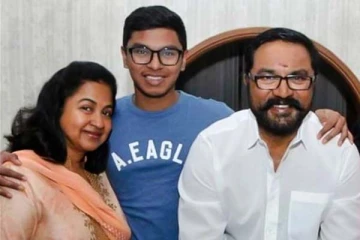 சரத்குமார் செய்த லீலையால் அவமானப்படுத்திய மகன் - அவரே கூறிய தகவல்