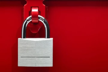 පොල්තෙල් තොගයක් සහිත කන්ටේනරයකට සීල් තියලා - හේතුව මහජන සෞඛ්‍ය පරීක්ෂකවරුන් කියයි..