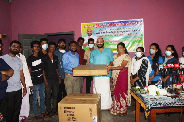 மாகாணசபையின் அதிகாரத்தினை பறித்து பசிலிடம் வழங்கிய பிள்ளையான்: இரா.சாணக்கியன் (PHOTOS) | Power Provincial Council Handed Basil மாகாணசபையின் அதிகாரத்தினை பறித்து பசிலிடம் வழங்கிய பிள்ளையான்: இரா.சாணக்கியன் (PHOTOS) | Power Provincial Council Handed Basil