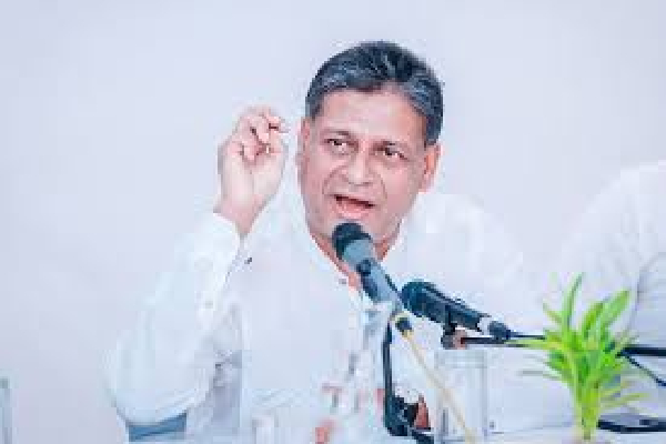 சிலைவைத்து கொண்டாடப்படவேண்டிய வீரராம் மகிந்த | Mahinda A Hero Deserves Celebrated With A Statue