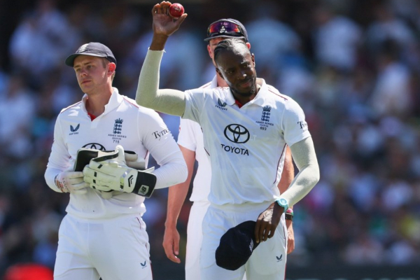 ஆஷஸ் தொடரை கைப்பற்றிய அவுஸ்திரேலியா - இங்கிலாந்தை துரத்தும் சோகம் | Australia Won Ashes Series Eng Lost Last 18Matches