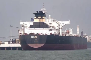 ஹார்முஸ் விவகாரம்... எண்ணெய் உற்பத்தியாளர்களுக்கும், கப்பல் உரிமையாளர்களுக்கும் இடையே மோதல்