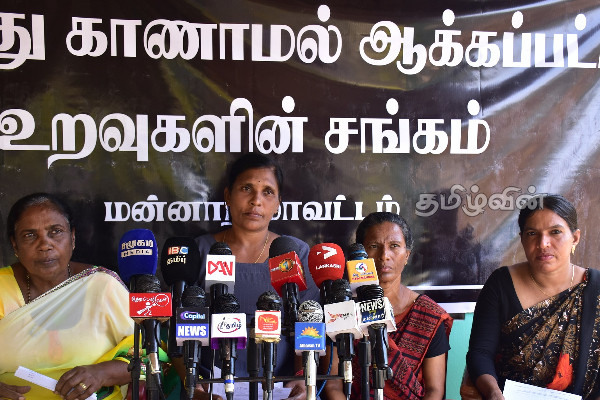 மரணித்த தாய்க்கு விசாரணை கடிதம் - அலையவிட்டு வேடிக்கை பார்க்கும் ஓ.எம்.பி அலுவலகம்! பகிரங்க குற்றச்சாட்டு(Video) | Complaint Against Omp Office