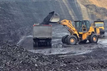 சீனாவில் நிலக்கரி சுரங்கத்தின் பதுங்கு குழியில் ஏற்பட்ட விபத்து: 3 பேர் உயிரிழப்பு