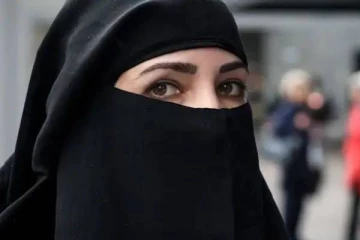 போர்வையை வைத்தாவது  உடம்பை மூடிக்கொள்ள வேண்டும்; தலிபான்கள் கடும்  உத்தரவு