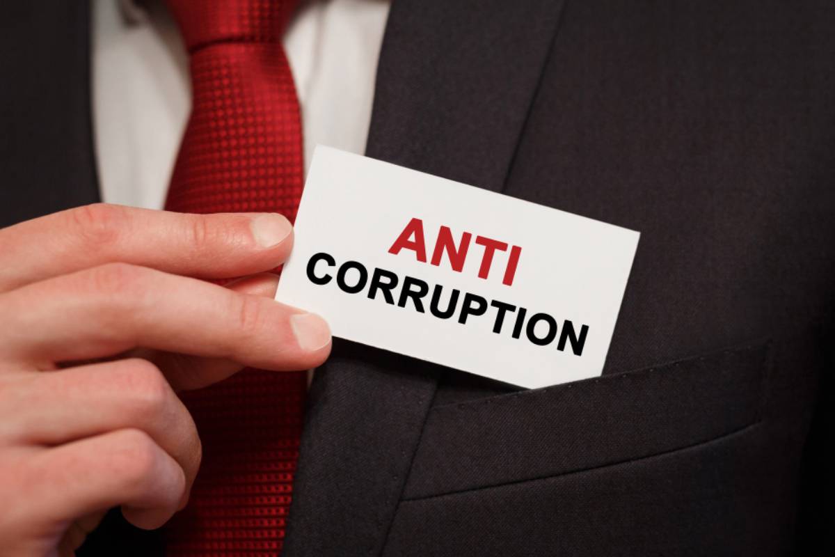 மகிந்தவுக்கு விதிக்கப்பட்ட காலக்கெடு நாளையுடன் நிறைவு : விடுக்கப்பட்டுள்ள எச்சரிக்கை | Ciaboc Orders Mahinda To Submit Asset Details மகிந்தவுக்கு விதிக்கப்பட்ட காலக்கெடு நாளையுடன் நிறைவு : விடுக்கப்பட்டுள்ள எச்சரிக்கை | Ciaboc Orders Mahinda To Submit Asset Details