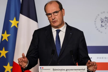 மாதாந்திர போனஸ் வழங்கப்படும்! பிரான்ஸ் பிரதமர் முக்கிய அறிவிப்பு