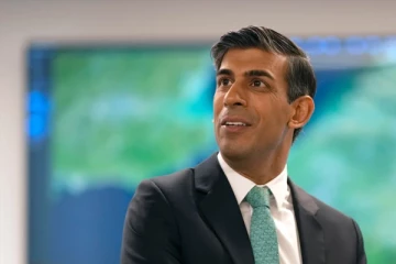 பிரித்தானியாவில் கால் வைத்த சில நாட்களுக்குள்.. புலம்பெயர்தலைக் கட்டுப்படுத்த ரிஷி சுனக் அதிரடி திட்டம்