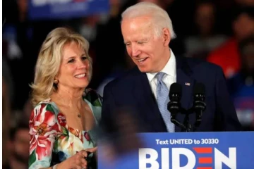 இதுவரையில் அமெரிக்க அதிபராக இருந்தவர்களின் மனைவியர் செய்யாத செயலை செய்து ஆச்சரியப்படுத்தும் ஜோ பைடன் மனைவி! என்ன தெரியுமா?