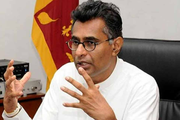 தனிவழிப் பயணத்தை அறிவித்தார் சம்பிக்க: சபையில் விசேட உரை | Champika Announced The Freeway Trip
