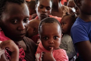 டிரம்பின் உத்தரவினால் வருடாந்தம் 5 இலட்சம் குழந்தைகள் உயிரிழக்கும் அபாயம்