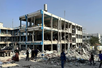 காசாவில் பாடசாலை மீது இஸ்ரேல் ராணுவம் வான்வழித் தாக்குதல்., 57 பேர் மரணம்