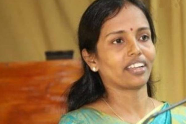 யாழ் பல்கலைக்கழக ஊடகக் கற்கைகள் துறையின் புதிய துறைத்தலைவராக பெண் நியமனம்! | Woman Appointed New Head University Of Jaffna