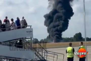 ලන්ඩන් නුවර ගුවන් යානයක් කඩන් වැටේ - මිය ගිය ගණන ඉහළට